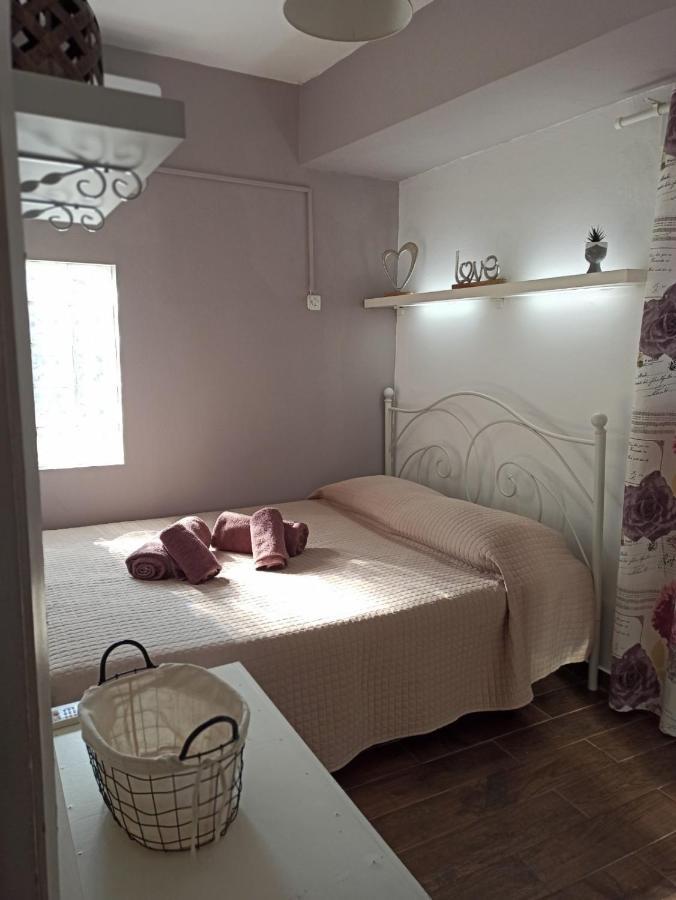 M&M Small House Rhodes City Ngoại thất bức ảnh